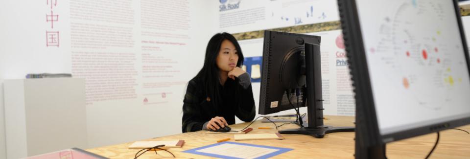 harris student doing research