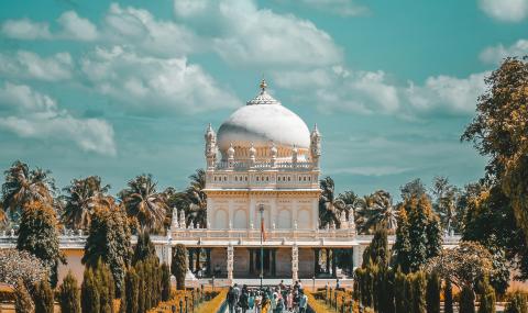 picture of building in south asia