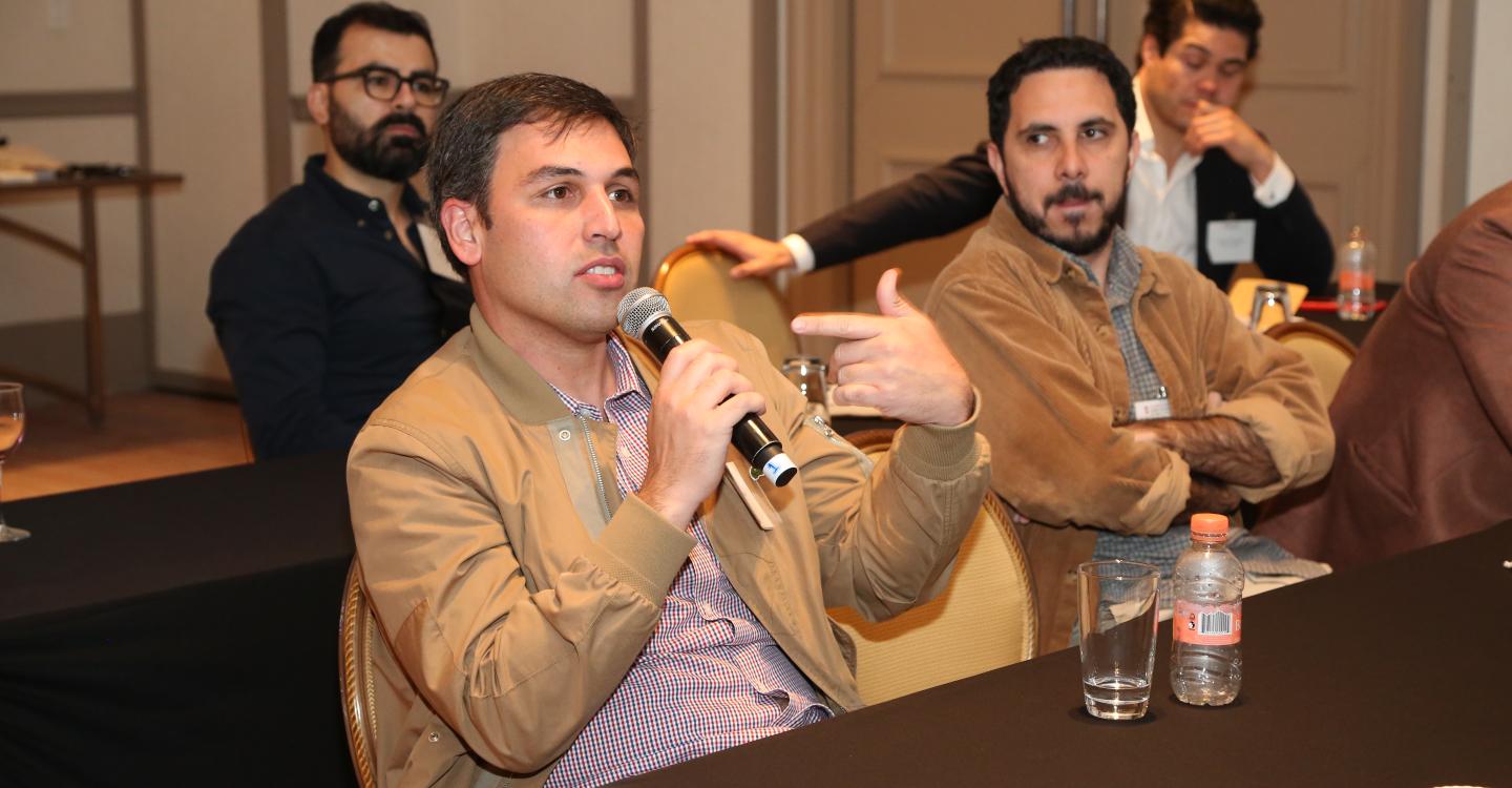Dean's Forum: Mexico City, Mexico Event attendees speaking