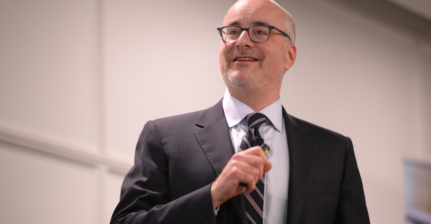 Dean Ethan Bueno de Mesquita speaking