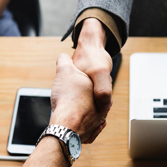 handshake job offer thumbnail