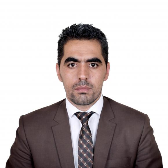 Rahmatullah Hamraz's headshot