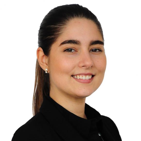 Alejandra Chavarria, Headshot