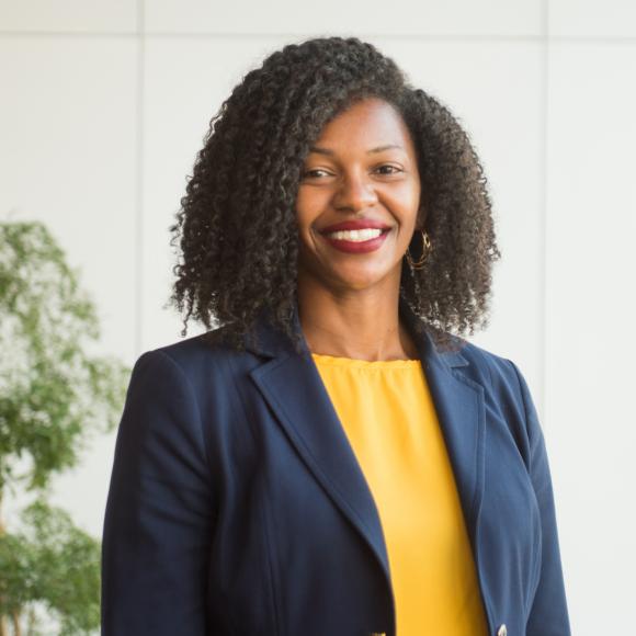 A photo of Takenya Nixon.