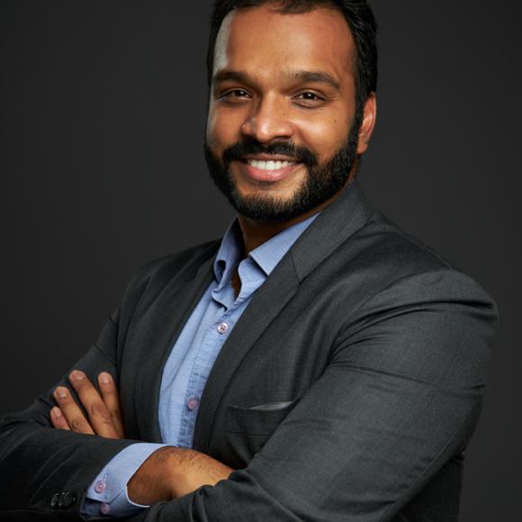 Navin Kumar Headshot