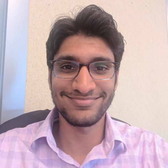 Headshot of Shashank Bharadwaj