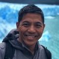 Haz Yano, in front of a glacier